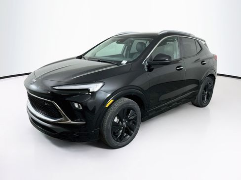 Used 2024 Buick Encore GX Sport Touring FWD image 3