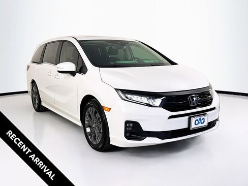 Used 2026 Honda Odyssey Touring image 1