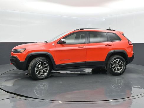 Used 2021 Jeep Cherokee Trailhawk w/ Technology Group image 4
