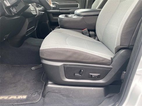 Used 2024 RAM 2500 Big Horn image 21