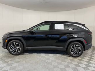 Used 2025 Hyundai Tucson Limited AWD/4WD video 3