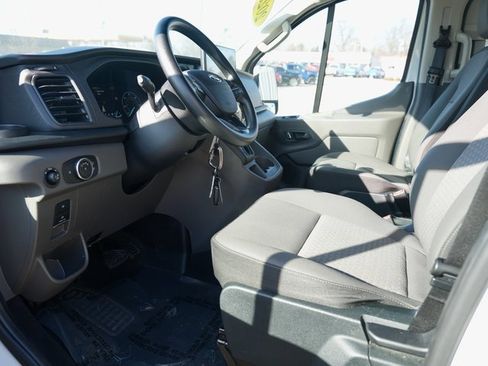 Used 2023 Ford Transit 350 XLT image 11
