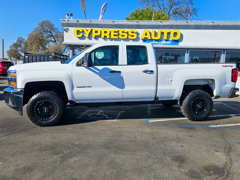 Used 2017 Chevrolet Silverado 2500 W/T AWD/4WD image 2