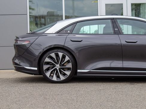 Used 2022 Lucid Air Grand Touring AWD/4WD image 6