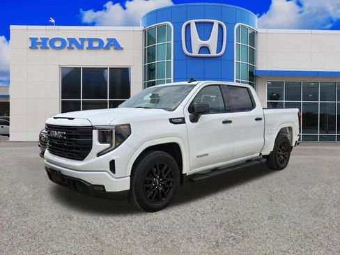 Used 2024 GMC Sierra 1500 Elevation w/ LPO, Elevation Black Package RWD image 19