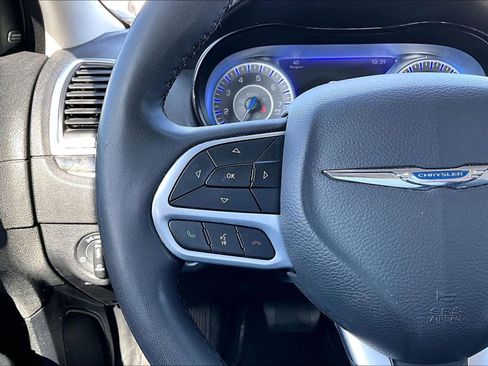 Used 2023 Chrysler 300 Touring L w/ Comfort Group AWD/4WD image 11