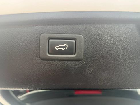 Used 2017 Subaru Outback 2.5i Premium AWD/4WD image 25