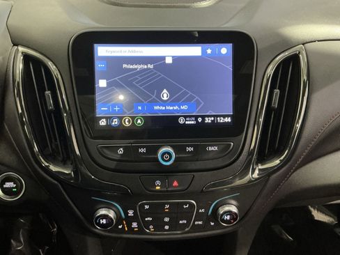 Used 2022 Chevrolet Equinox RS w/ RS Leather Package image 28