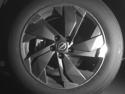 Used 2025 Nissan Rogue SV image 12