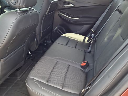 Used 2022 Buick Encore GX Essence w/ Sport Touring Package FWD image 20