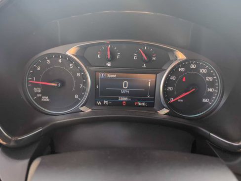 Used 2022 Chevrolet Equinox RS w/ LPO, Floor Liner Package FWD image 11