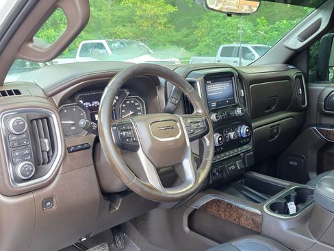 Used 2020 GMC Sierra 2500 Denali w/ Denali Ultimate Package AWD/4WD image 13