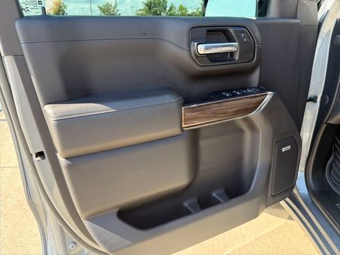 Used 2020 Chevrolet Silverado 1500 RST AWD/4WD image 12