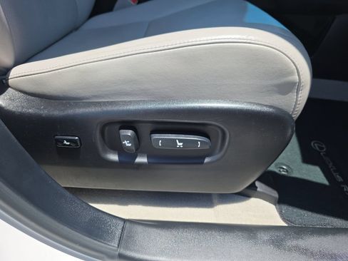 Used 2013 Lexus RX 350 FWD w/ Premium Pkg image 41