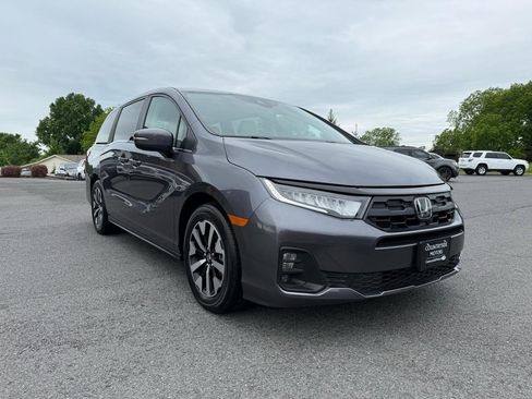 Used 2025 Honda Odyssey EX-L image 8