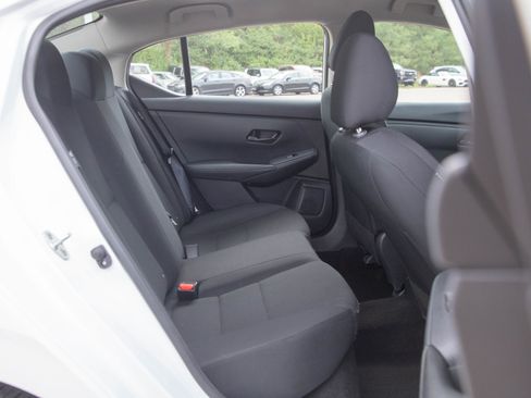 Used 2025 Nissan Sentra S FWD image 12