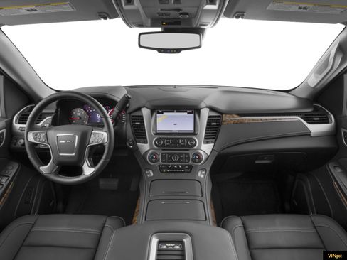 Used 2017 GMC Yukon Denali w/ Open Road Package RWD image 4