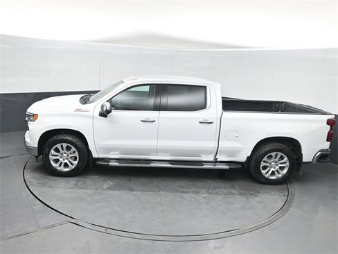 Used 2024 Chevrolet Silverado 1500 LTZ image 33