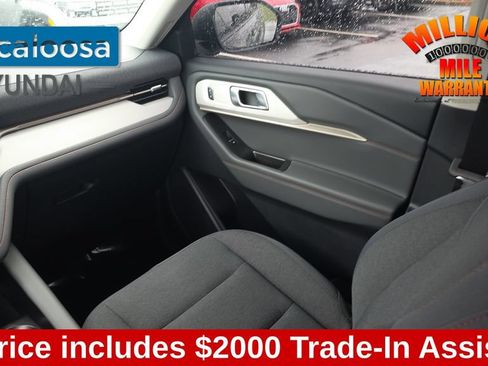 Used 2026 Ford Explorer Active RWD image 28
