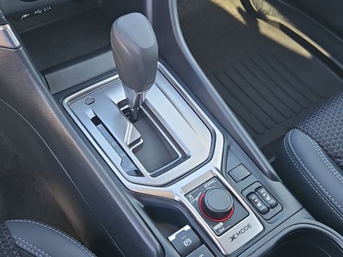 Used 2023 Subaru Forester Premium image 27