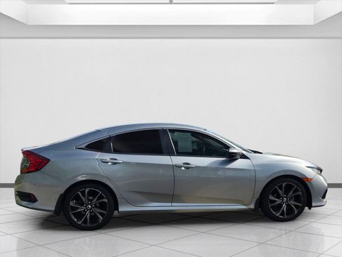 Used 2019 Honda Civic Sport image 4