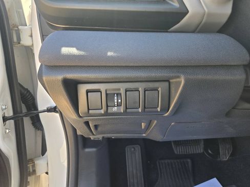 Used 2024 Subaru Outback Premium AWD/4WD image 14