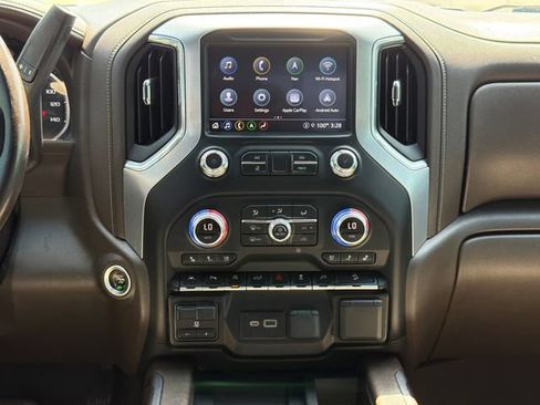 Used 2022 GMC Sierra 1500 SLT AWD/4WD image 13