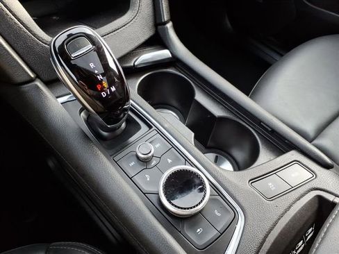 Used 2022 Cadillac XT5 Premium Luxury image 32