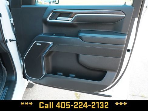 Used 2023 Chevrolet Silverado 1500 RST w/ Convenience Package II AWD/4WD image 21