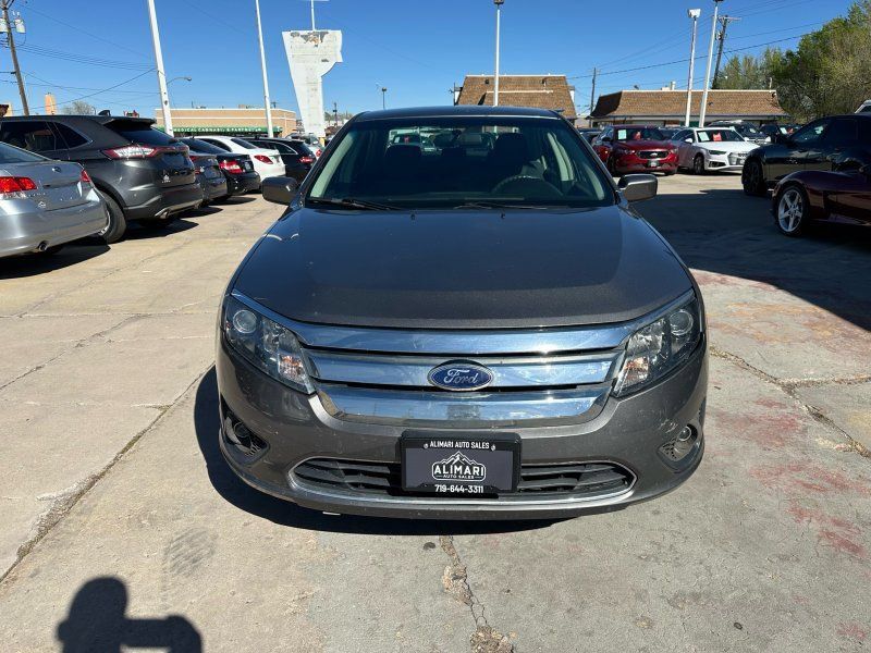 Used 2010 Ford Fusion SE FWD image 2