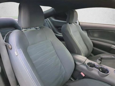 Used 2017 Ford Mustang GT w/ GT Performance Package image 23