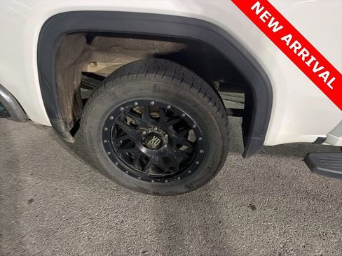 Used 2019 GMC Sierra 1500 SLE w/ SLE Value Package image 15