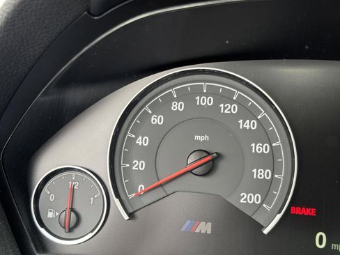 Used 2018 BMW M4 Coupe image 11