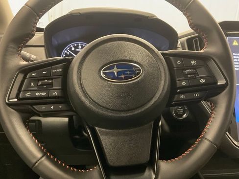 Used 2024 Subaru Crosstrek 2.5i Limited w/ Crosstrek Mirror Package AWD/4WD image 14