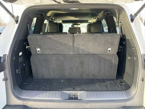 Used 2024 Lexus LX 600 F Sport image 15