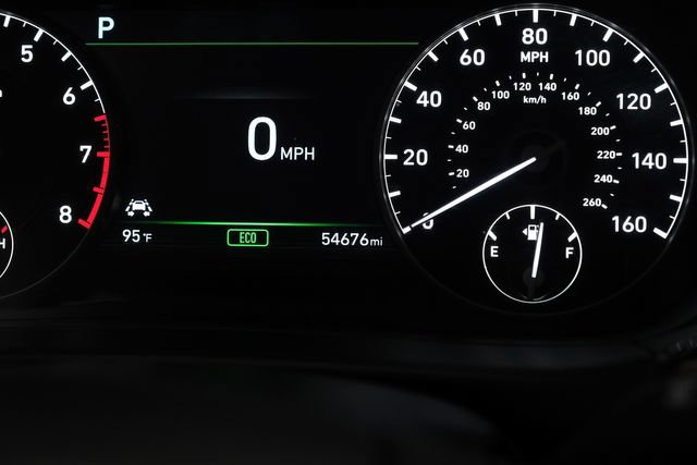 Used 2017 Genesis G90 3.3T Premium RWD image 21
