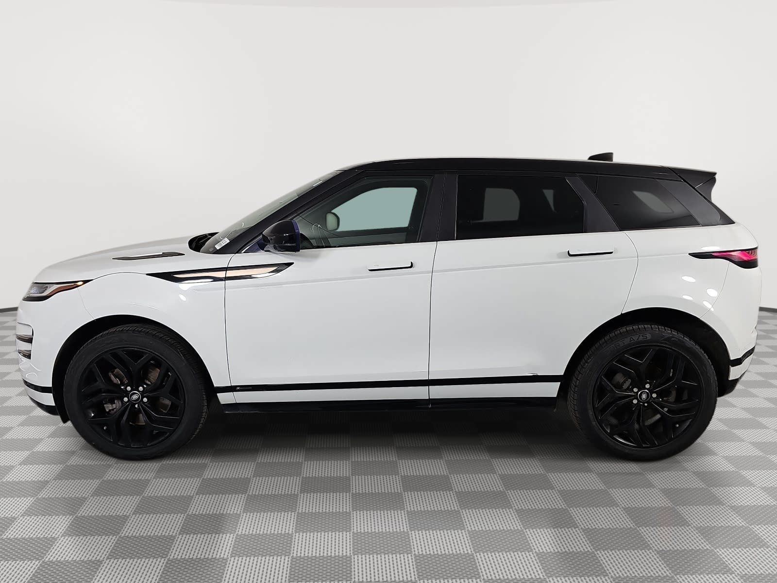 Used 2020 Land Rover Range Rover Evoque R-Dynamic S AWD/4WD image 5