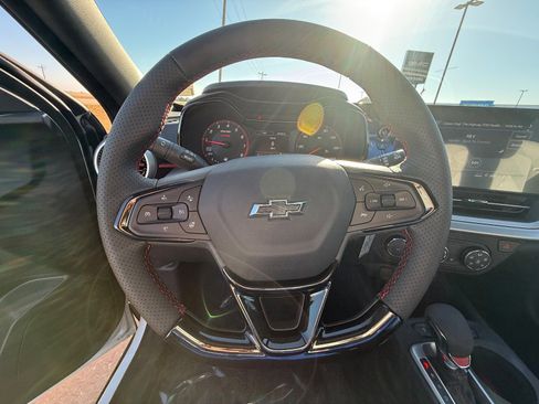 New 2026 Chevrolet Trax RS w/ Sunroof Package image 20