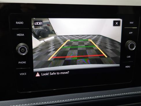 Used 2025 Volkswagen Taos SEL w/ Black Wheel Plus Package image 10