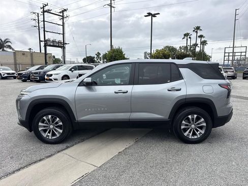 Used 2025 Chevrolet Equinox LT FWD image 6