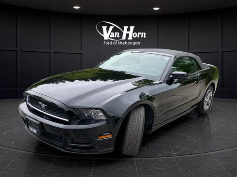 Used 2014 Ford Mustang Premium w/ Comfort Package RWD image 6