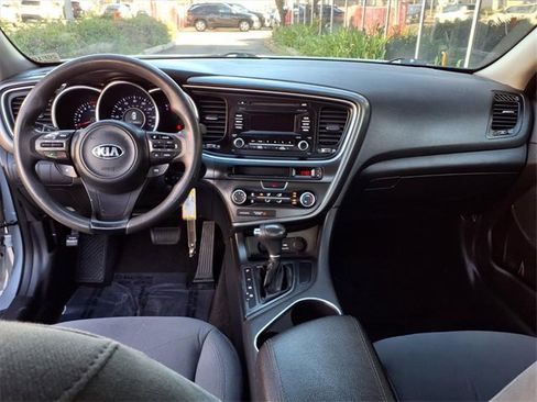 Used 2015 Kia Optima LX image 10