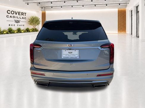 Used 2023 Cadillac XT6 Premium Luxury w/ Technology Package FWD image 12