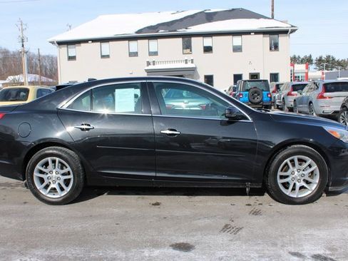 Used 2014 Chevrolet Malibu LT w/ Power Convenience Package image 6
