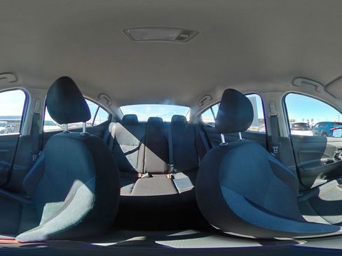 Used 2025 Nissan Versa SV image 40