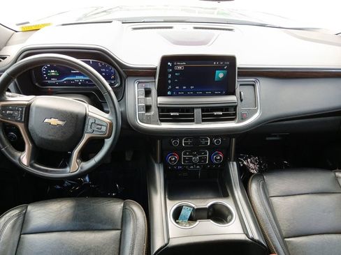 Used 2023 Chevrolet Tahoe High Country AWD/4WD image 13