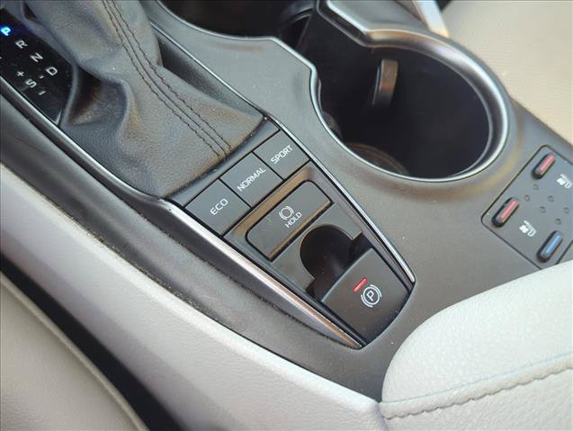 Certified 2021 Toyota Camry XSE w/ Navigation Package FWD image 21