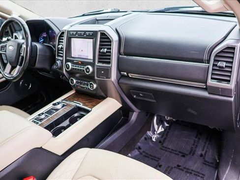 Used 2020 Ford Expedition Platinum image 29