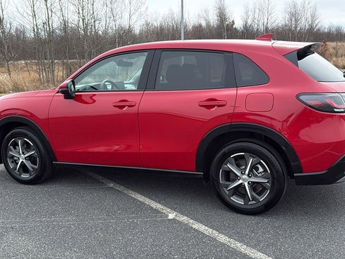 Used 2025 Honda HR-V EX-L image 11
