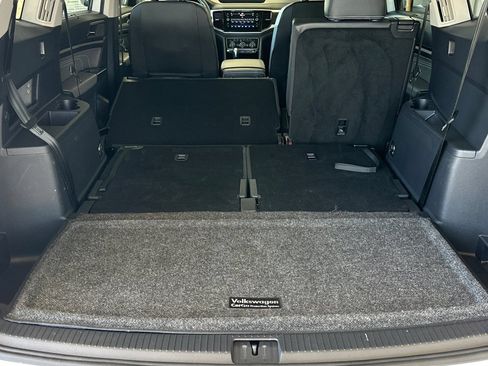 Used 2023 Volkswagen Atlas SE w/ Panoramic Sunroof Package FWD image 16